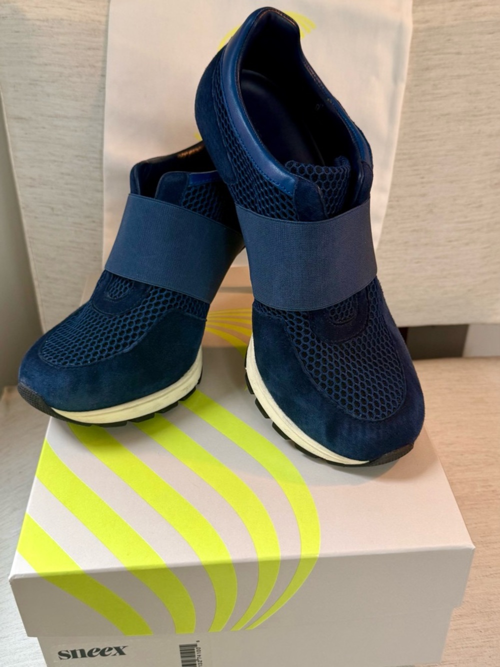 Sneex by Sara Blakely (Spanx) Navy/Indigo Slip-On Athletic Sneaker/hi heels